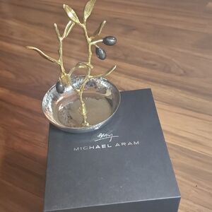 Michael Aram Olive Ring Holder